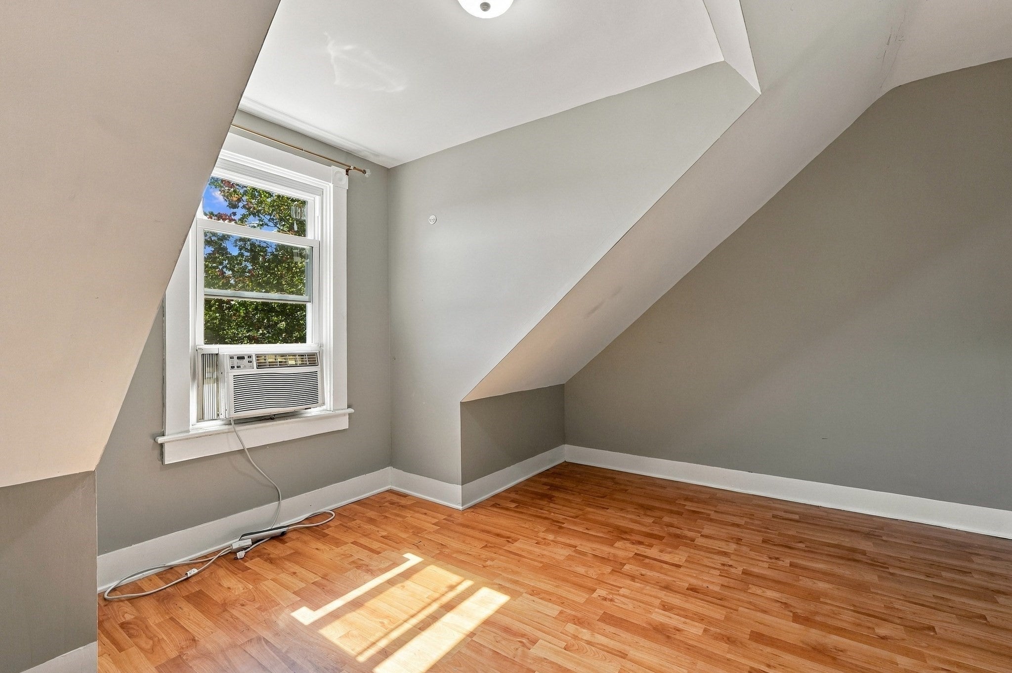 125 Reynolds St, New Bedford, MA, 125 Reynolds St, New Bedford, MA Photo #20