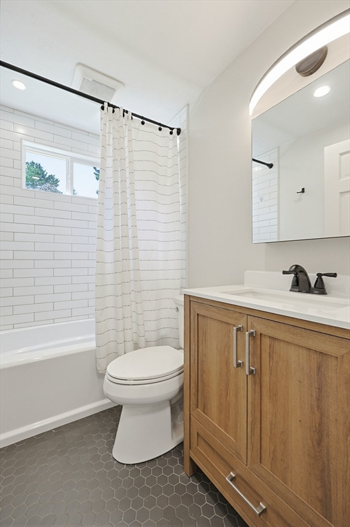 1 West Belcher Rd #B, Foxboro, MA, 1 West Belcher Rd #B, Foxboro, MA Photo #27