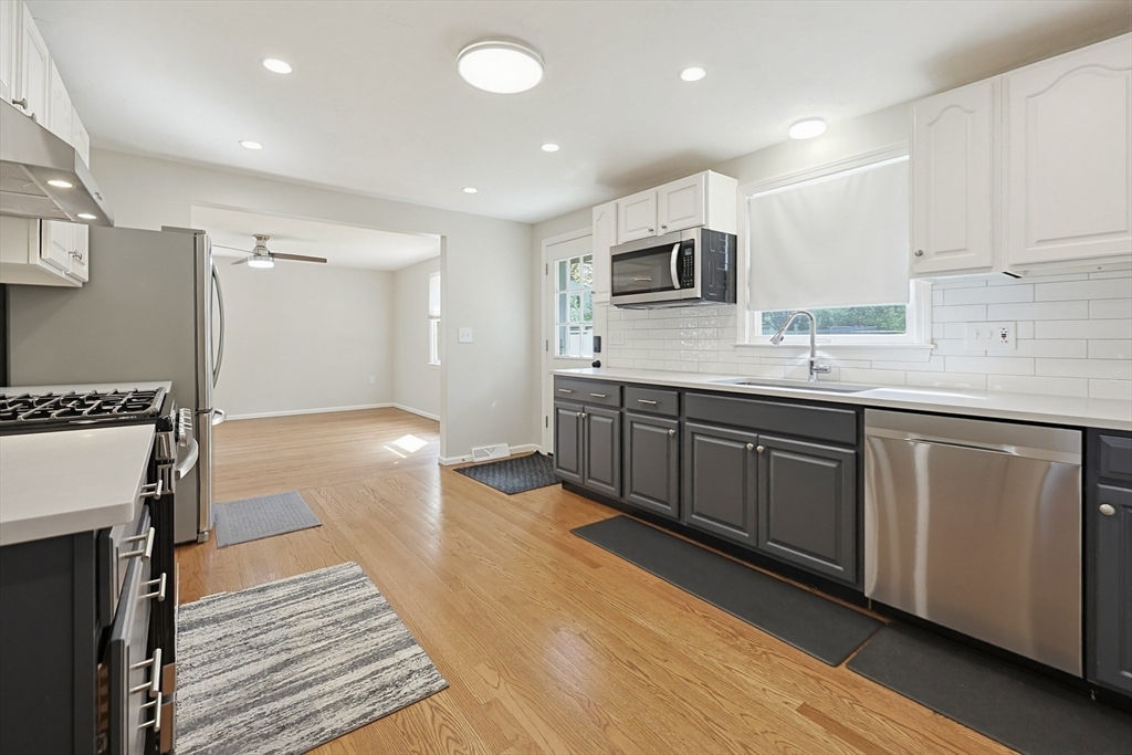 1 West Belcher Rd #B, Foxboro, MA, 1 West Belcher Rd #B, Foxboro, MA Photo #18