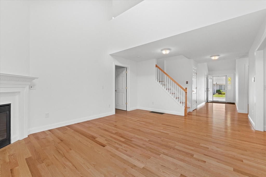 14 Angell Brook Dr 14