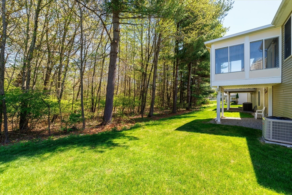 14 Angell Brook Dr 14