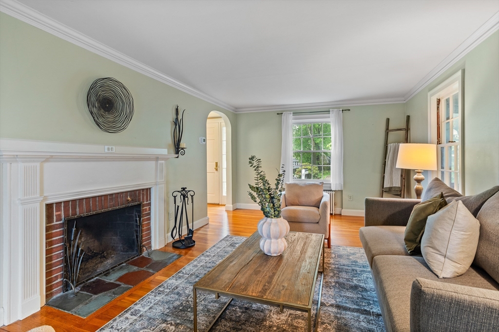 168 Cedar Ave