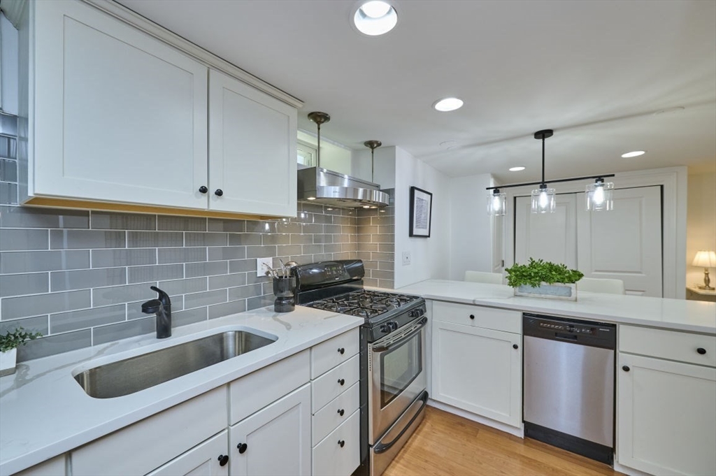 929 East Broadway 2
