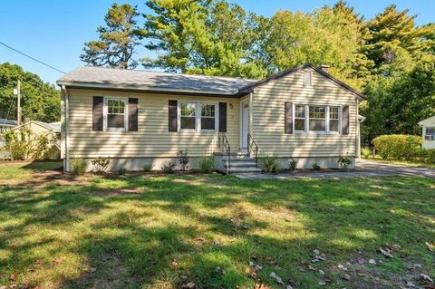 15 Taunton St Bellingham MA 02019