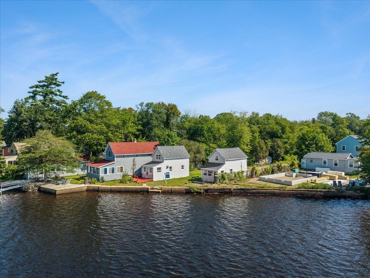 217 Middleboro Road