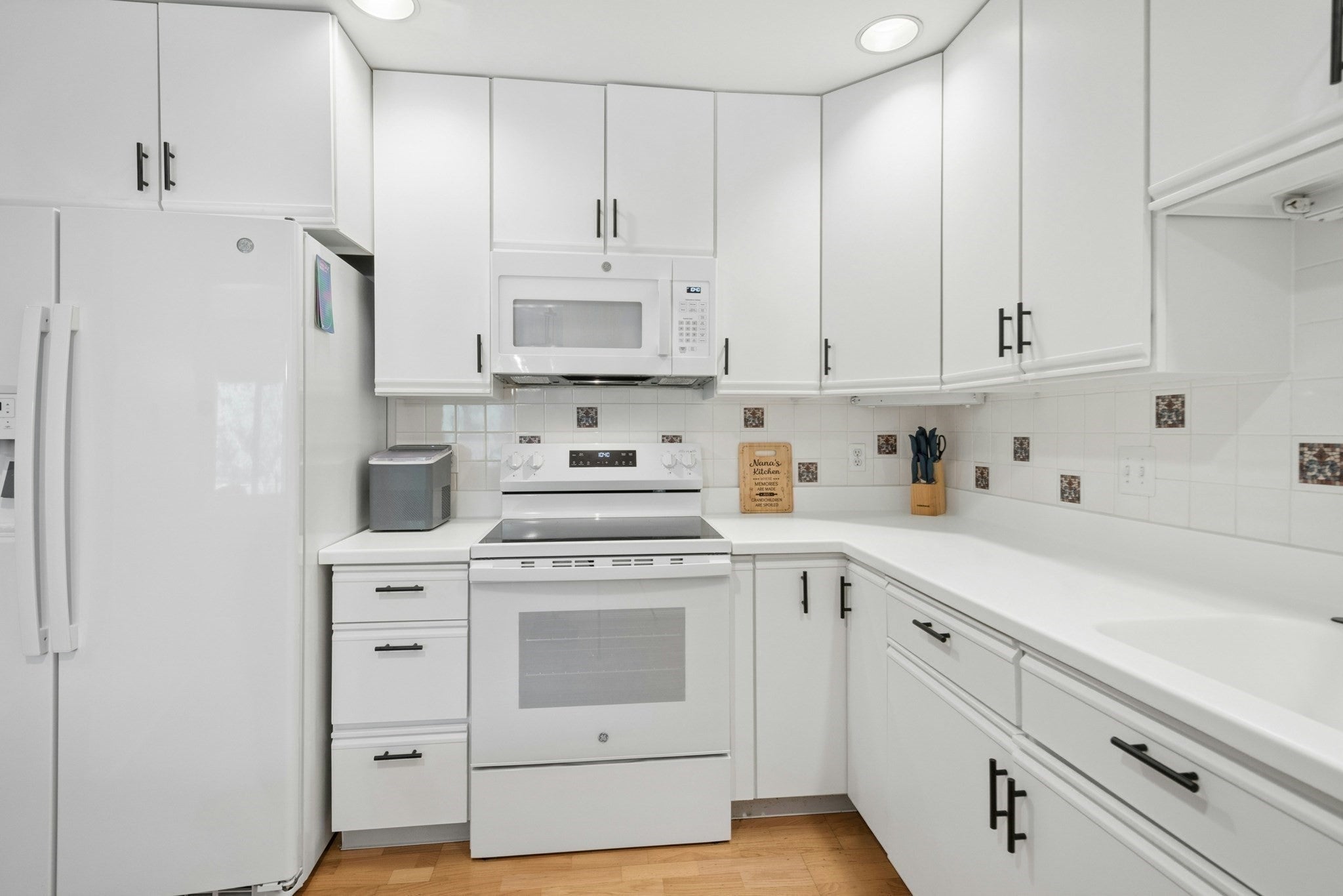 20 Rainbow Pond Drive #C2, Walpole, MA, 20 Rainbow Pond Drive #C2, Walpole, MA Photo #17
