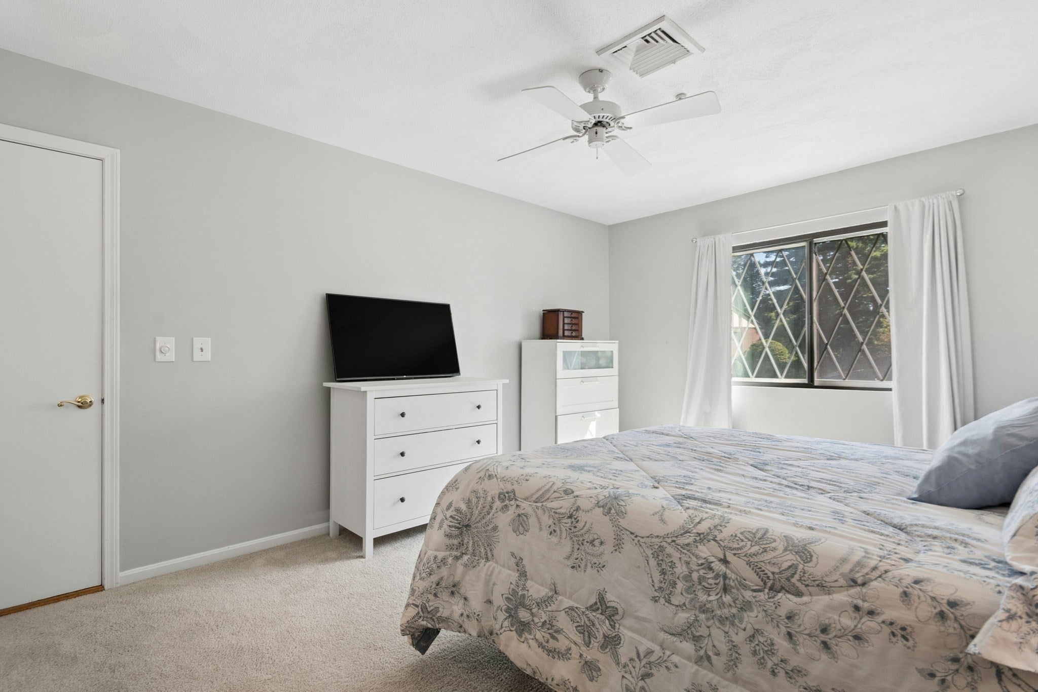 20 Rainbow Pond Drive #C2, Walpole, MA, 20 Rainbow Pond Drive #C2, Walpole, MA Photo #19