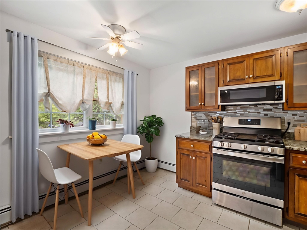 88 Edgelawn Ave 8