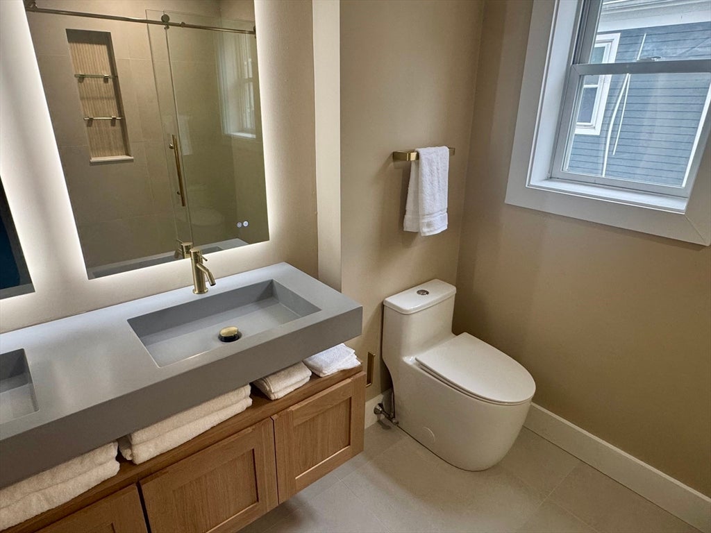 122 West Seventh St #E, Boston, MA, 122 West Seventh St #E, Boston, MA Photo #12