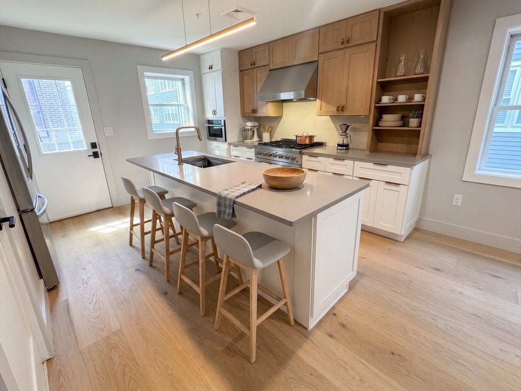 122 West Seventh St #E, Boston, MA Photo #1