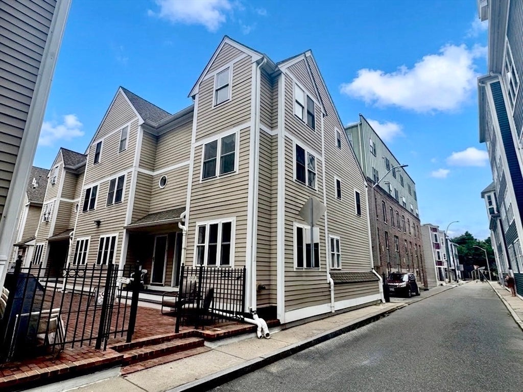 122 West Seventh St #E, Boston, MA, 122 West Seventh St #E, Boston, MA Photo #30