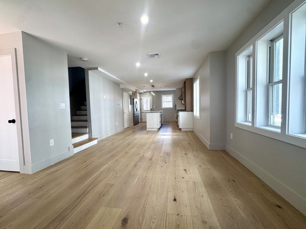 122 West Seventh St #E, Boston, MA Photo #8