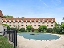 135 Grove Street 140