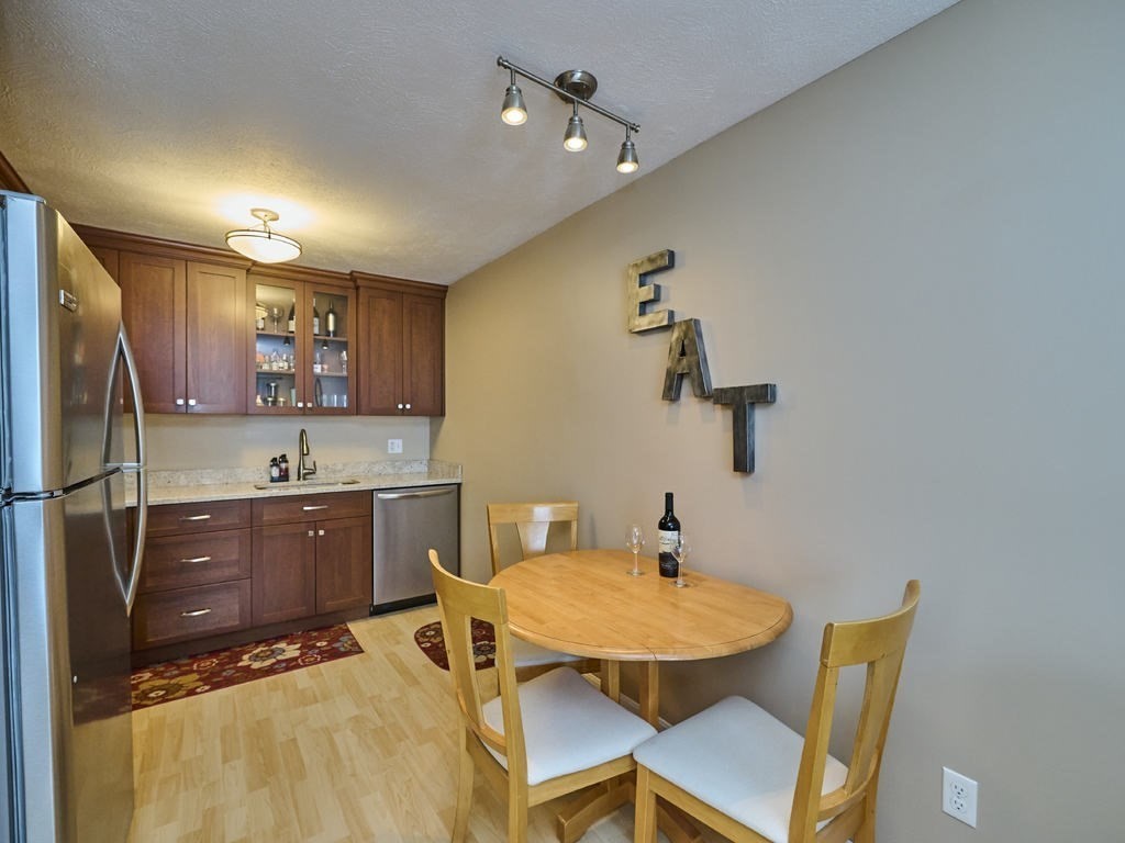 71 Princeton St 305