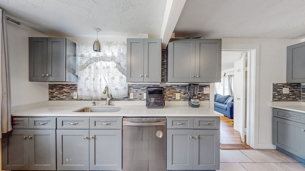 18 Virginia Cir