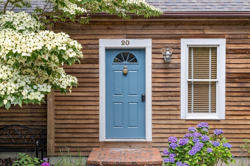20 White Pines Drive