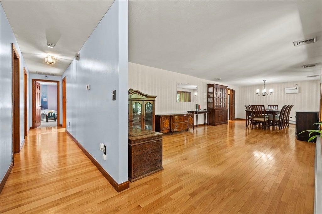 95 Walnut Street, Middleboro, MA Photo #8