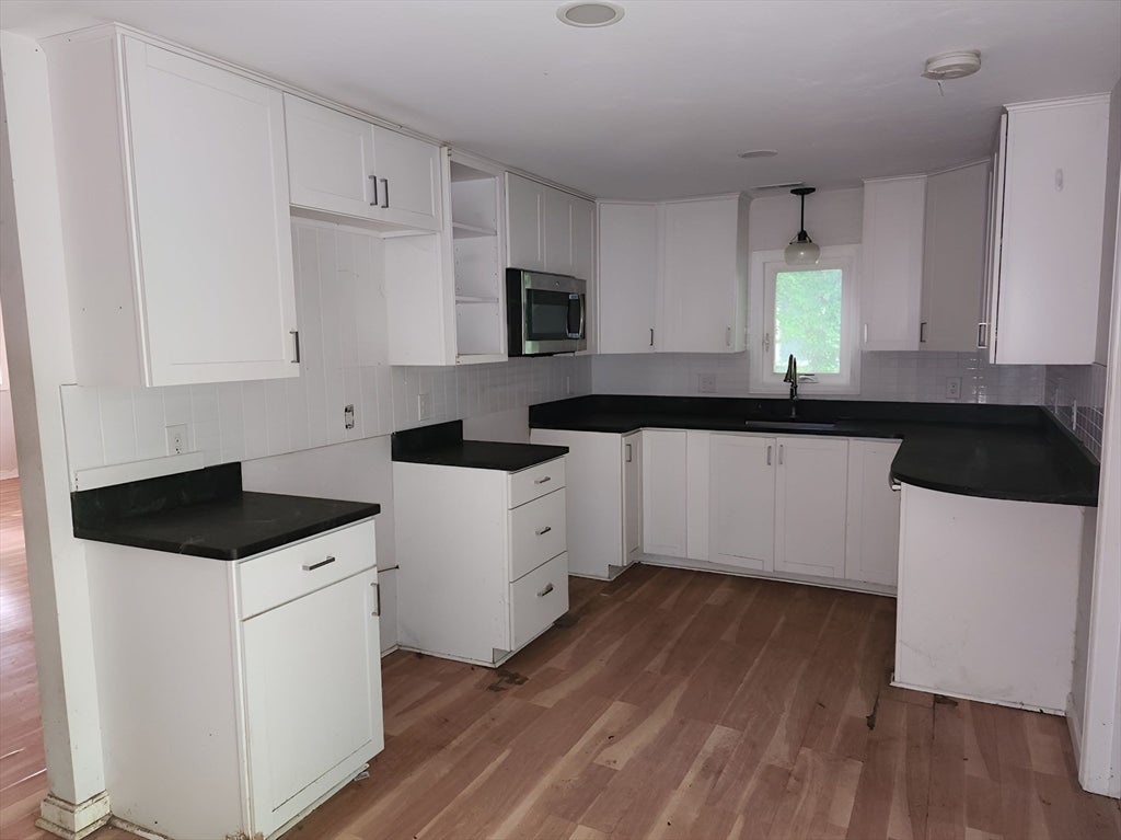 66 Lakeshore Dr, Holliston, MA, 66 Lakeshore Dr, Holliston, MA Photo #9
