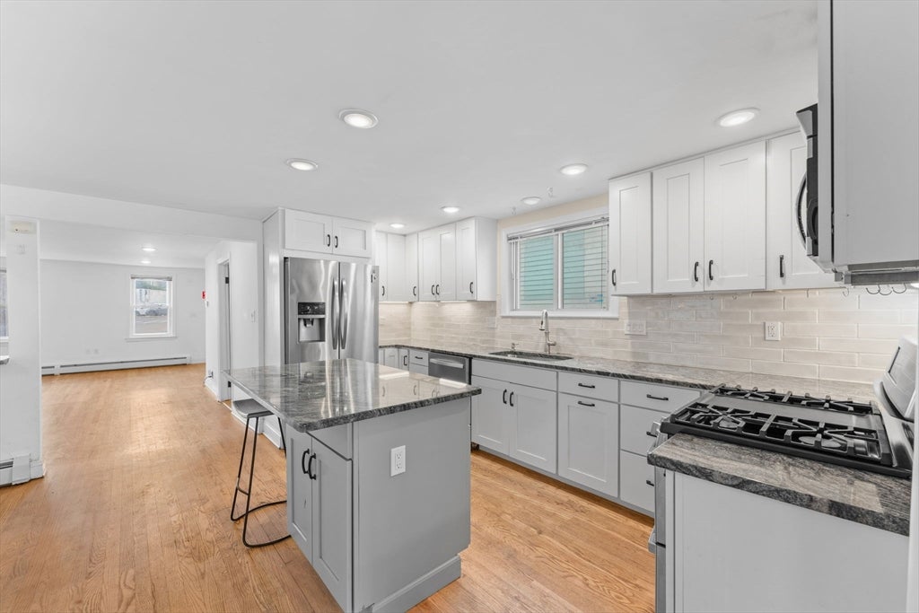 449 Frankfort St, Boston, MA, 449 Frankfort St, Boston, MA Photo #8