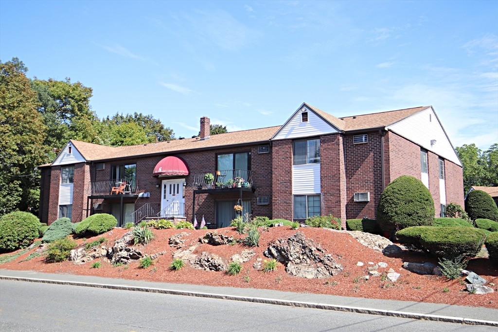 Saugus, Massachusetts 01906, United States, 2 Bedrooms Bedrooms, ,1 BathroomBathrooms,Residential,Pending,201837 Saugus, Massachusetts 01906, United States, 2 Bedrooms Bedrooms, ,1 BathroomBathrooms,Residential,Pending,201837