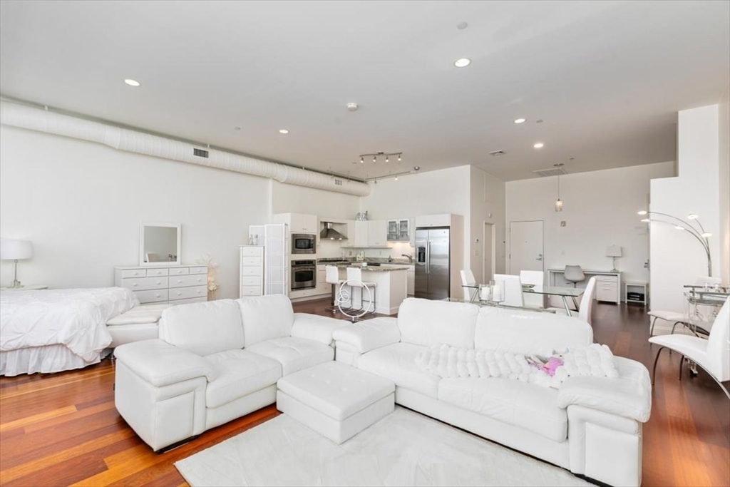 10 Ocean Ave #211, Revere, MA Photo #11
