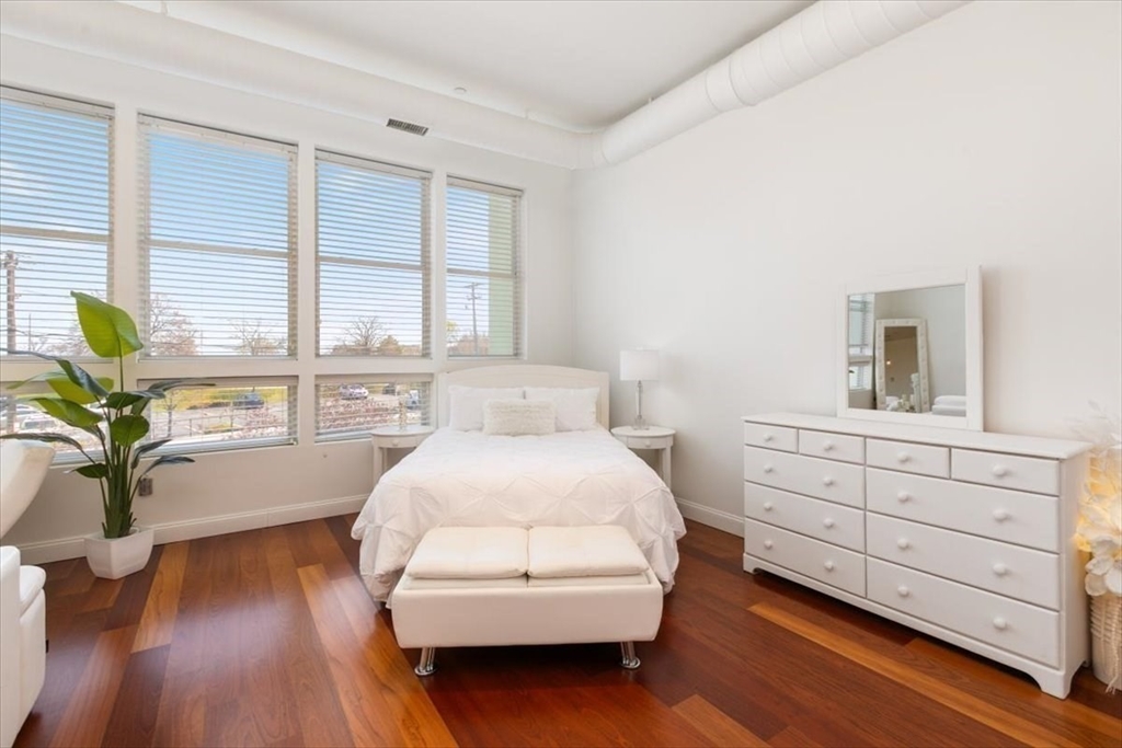10 Ocean Ave #211, Revere, MA Photo #16