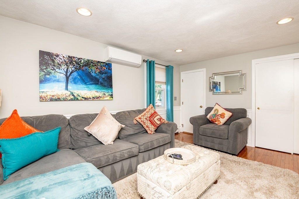 27 Carr Rd, Saugus, MA Photo #21