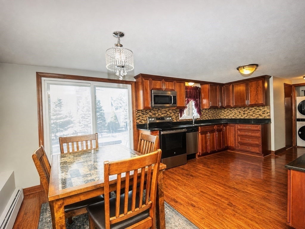 27 Carr Rd, Saugus, MA Photo #18