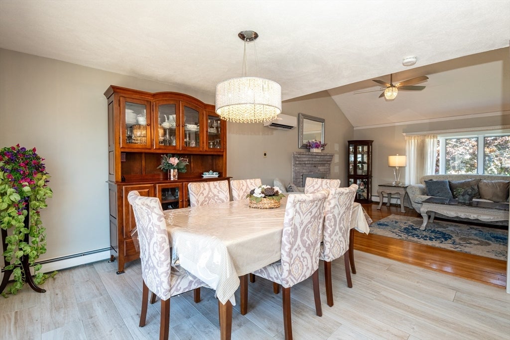 27 Carr Rd, Saugus, MA Photo #11