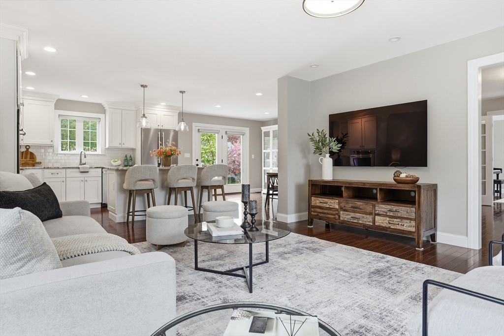242 Pleasant St