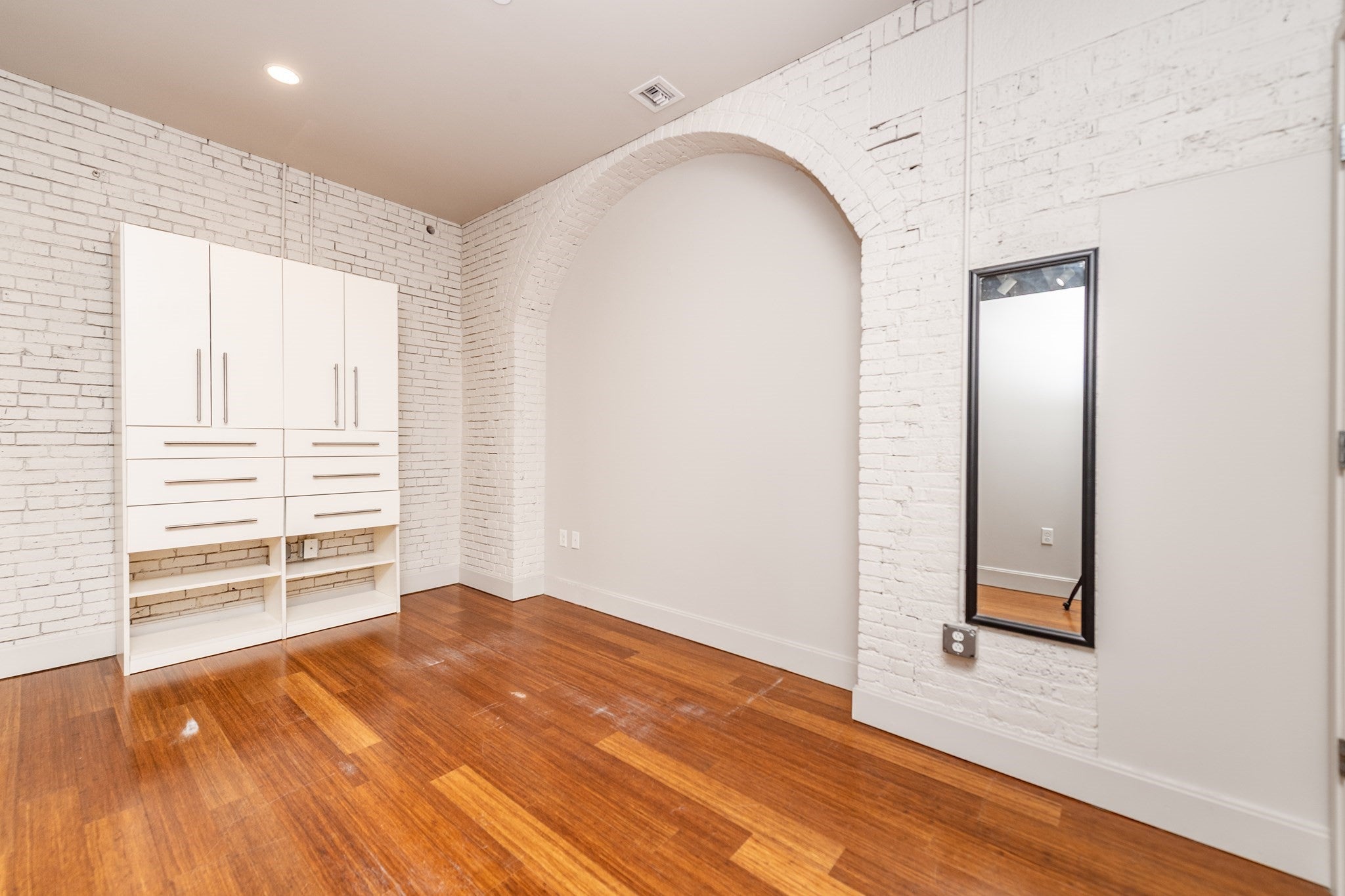 33 Third Avenue