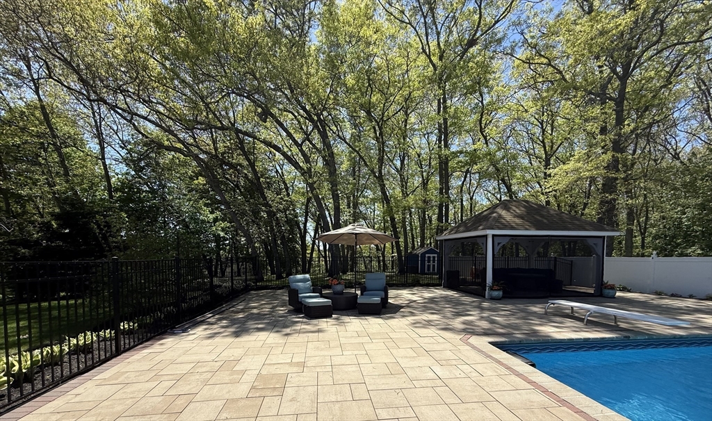 64 Princeton Ave