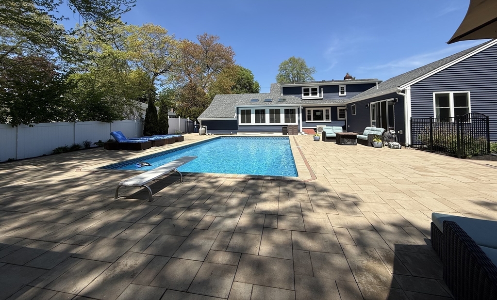 64 Princeton Ave