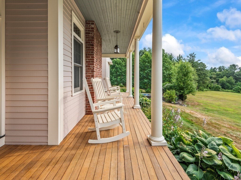 15 Stagecoach Rd