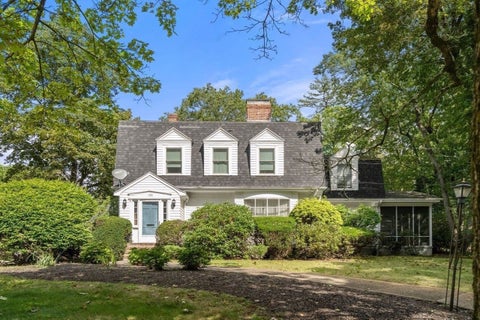 Photo of 126 Moffat Rd, Newton, MA 02468 (MLS # 73593830)