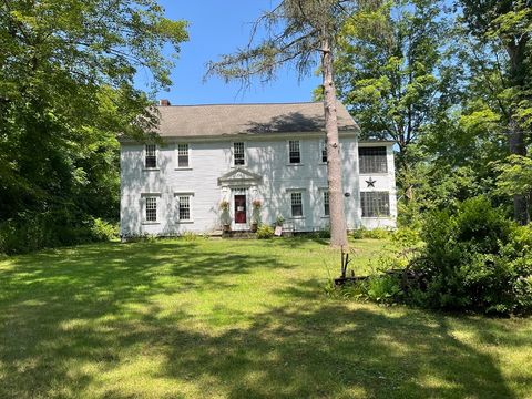 52 Elmwood St 2 Millbury MA 01527