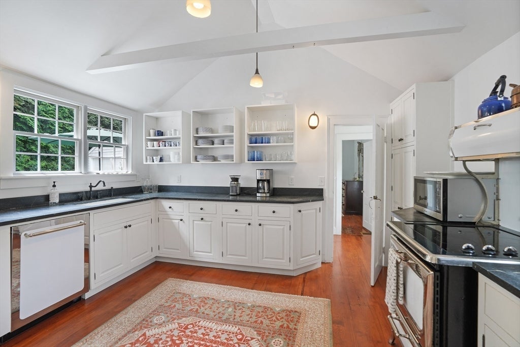 124 Main St, Tisbury, MA, 124 Main St, Tisbury, MA Photo #23