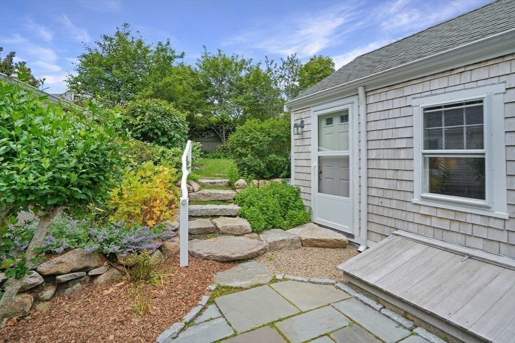 124 Main St, Tisbury, MA, 124 Main St, Tisbury, MA Photo #6