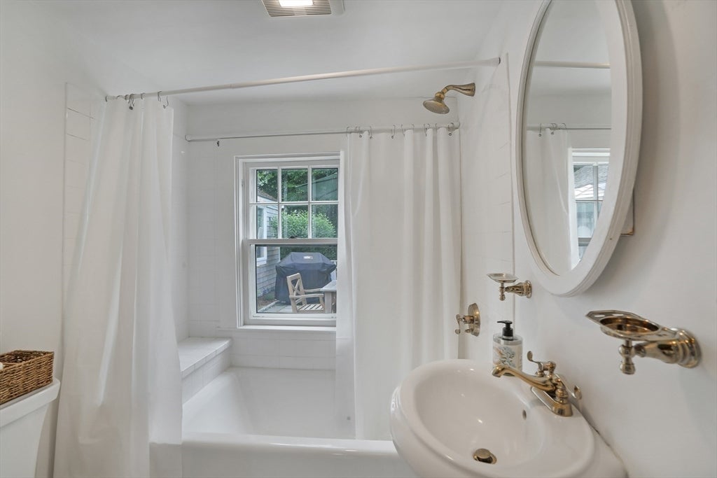 124 Main St, Tisbury, MA, 124 Main St, Tisbury, MA Photo #26