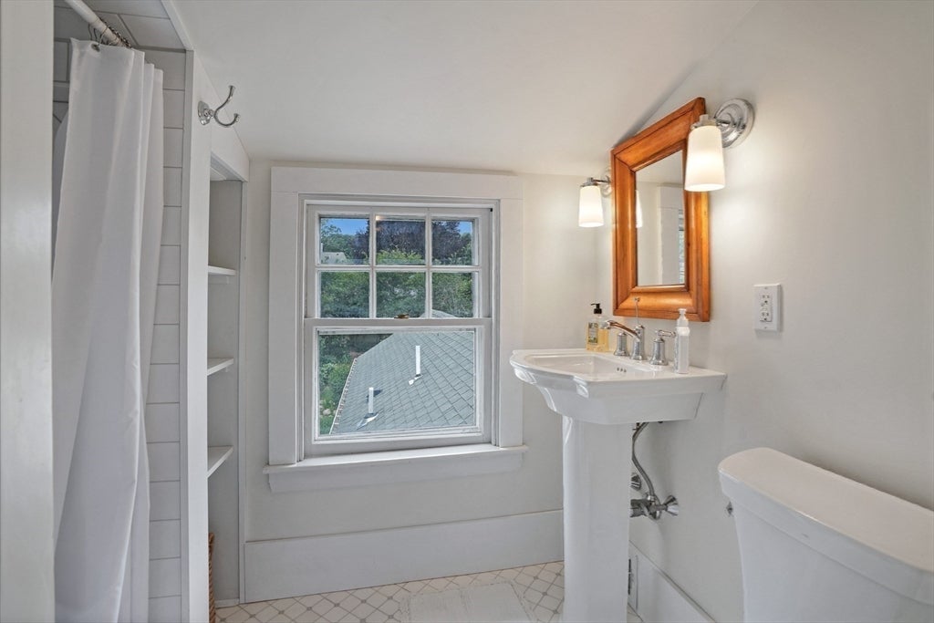 124 Main St, Tisbury, MA, 124 Main St, Tisbury, MA Photo #30