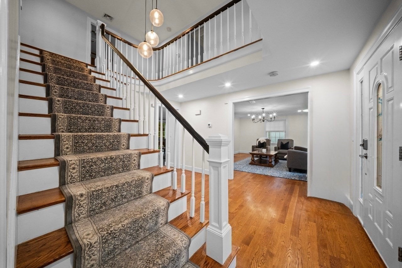 10 Juniper Hill Road