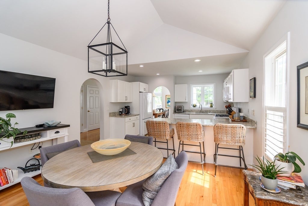 14 Sea Knoll Ct #14, Bourne, MA Photo #5