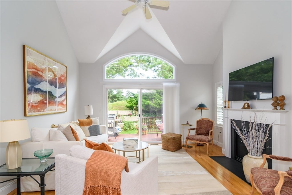 14 Sea Knoll Ct #14, Bourne, MA Photo #13