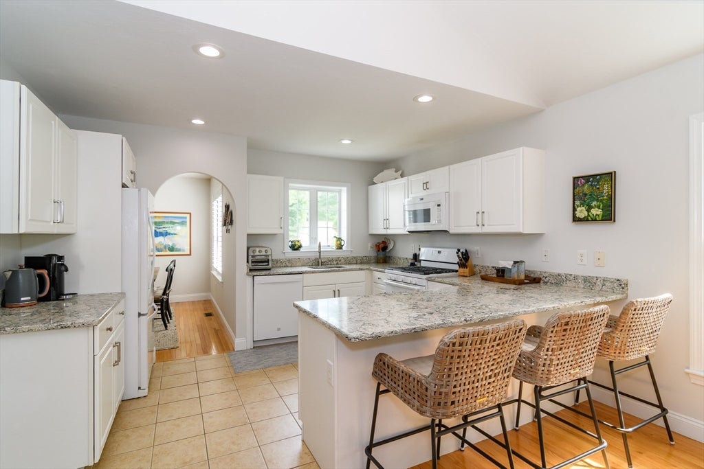 14 Sea Knoll Ct #14, Bourne, MA Photo #6