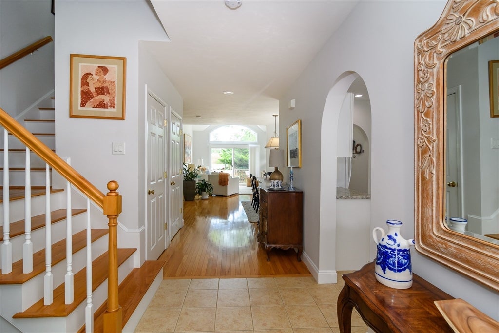 14 Sea Knoll Ct #14, Bourne, MA Photo #4