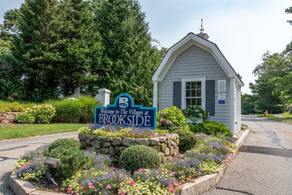14 Sea Knoll Ct #14, Bourne, MA Photo #2