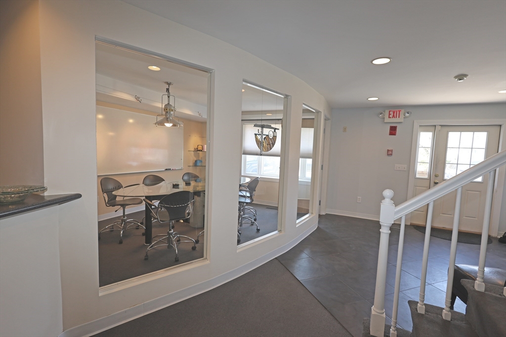 270 Littleton Rd 10