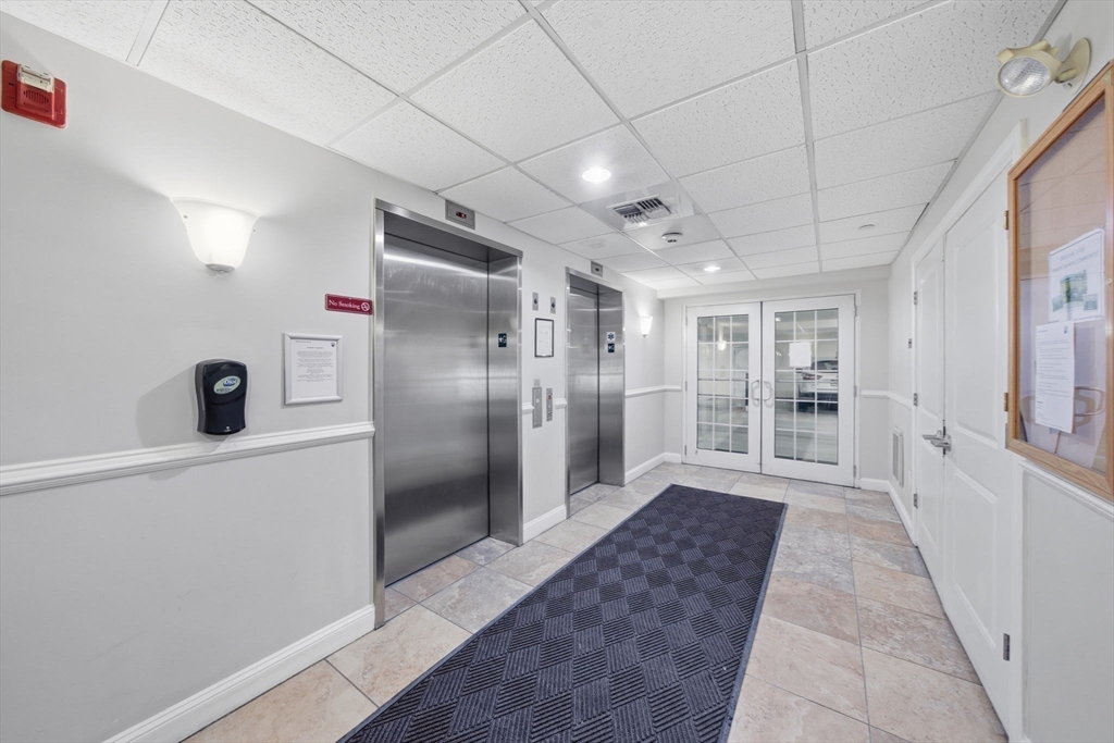 8 Crowninshield Street 410