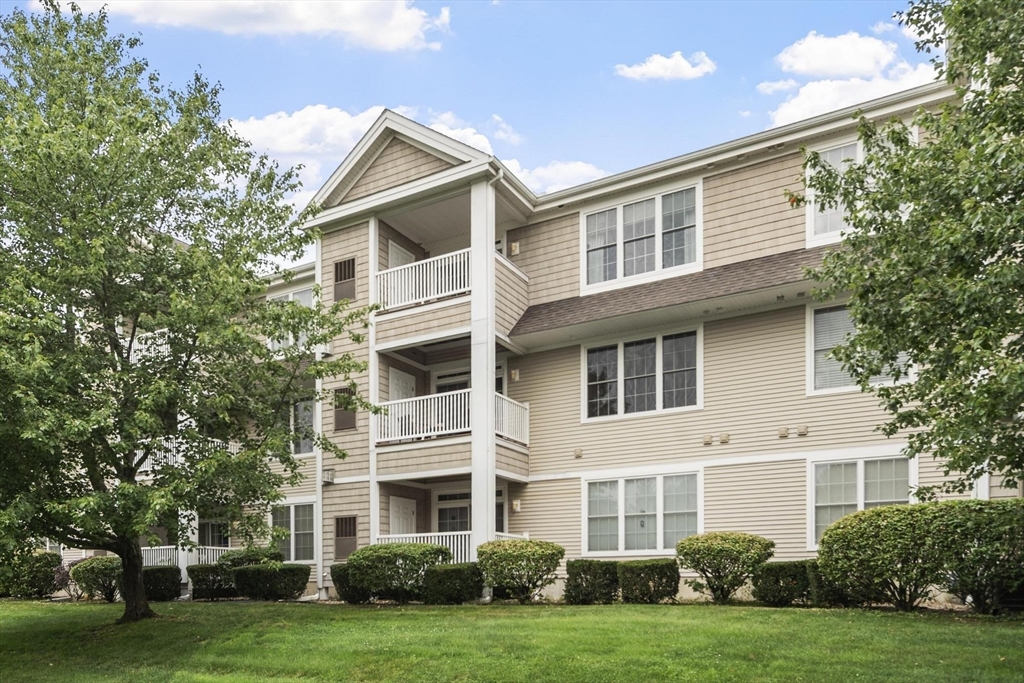 1313 Emerald Ct #1313, Tewksbury, MA Photo #28