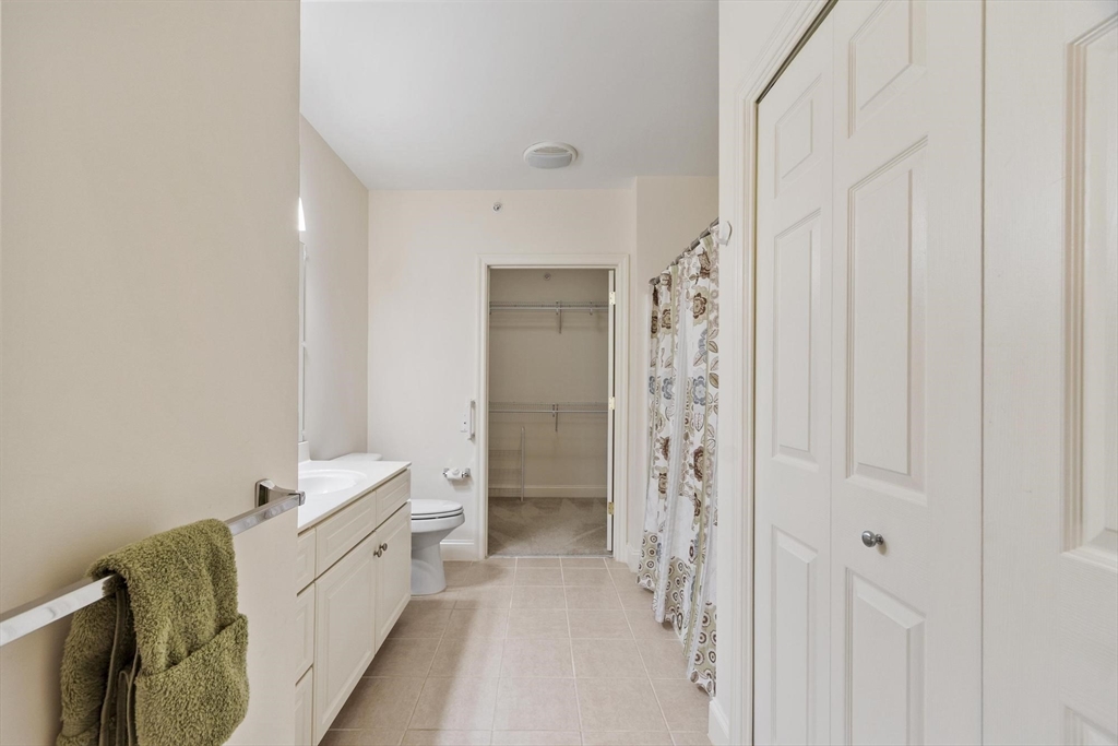 1313 Emerald Ct #1313, Tewksbury, MA Photo #12